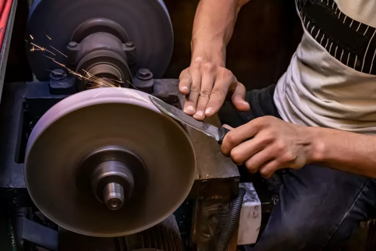 Formation affûtage de couteaux, L'Étang-Salé, La Lame Affûtée